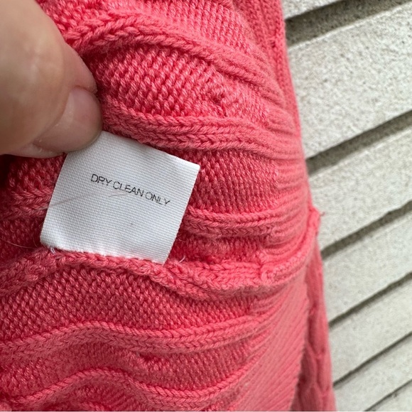 J. McLaughlin Coral Pink Cable Knit Polo Collar Sweater
Preppy Fisherman - Picture 8 of 9